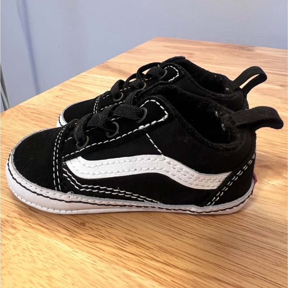 Vans Black and White Crib Shoe 6-9Months